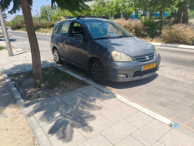 סוזוקי ליאנה