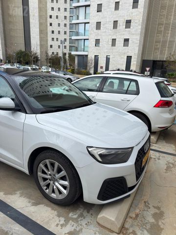 מודעת רכב אאודי A1