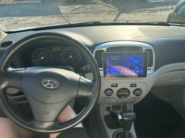 יונדאי אקסנט i25
