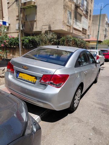 מודעת רכב שברולט קרוז