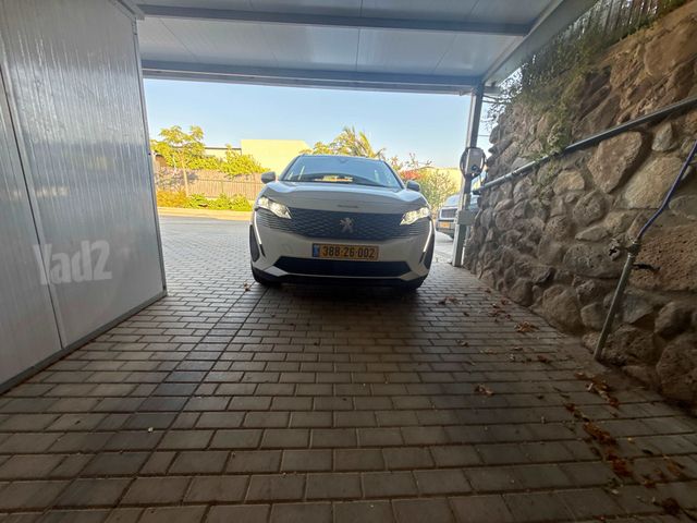 פיג'ו 3008