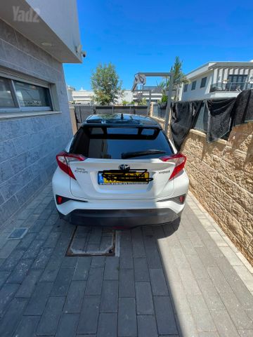 טויוטה C-HR