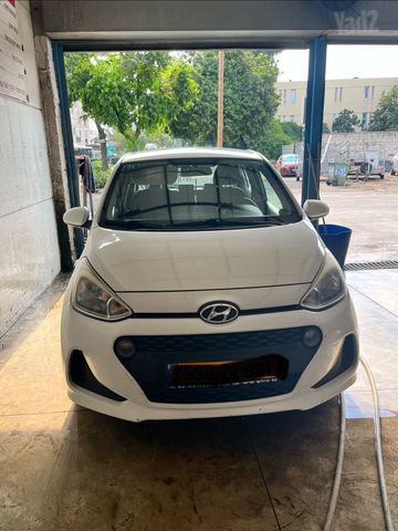 יונדאי i10