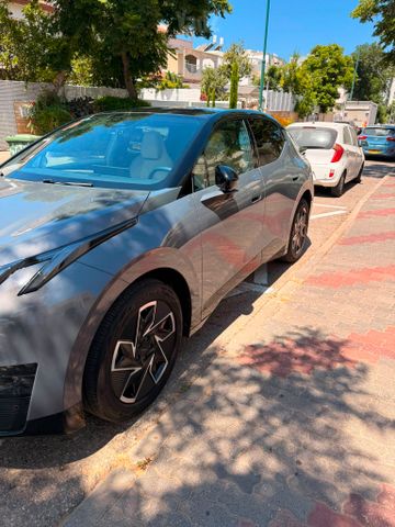 מודעת רכב לינק אנד קו 02