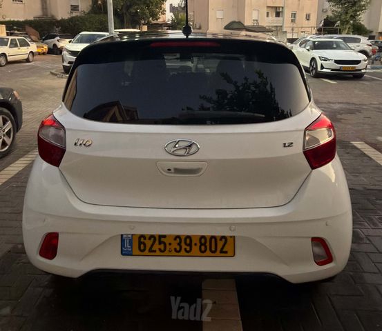 יונדאי i10