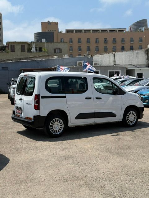 מודעת רכב טויוטה פרואייס סיטי 2