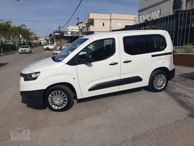 טויוטה פרואייס סיטי