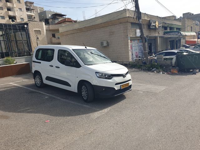 טויוטה פרואייס סיטי
