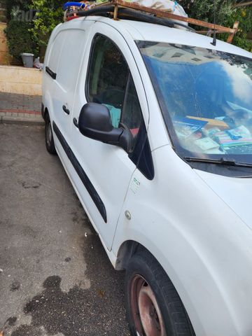 מודעת רכב סיטרואן ברלינגו 