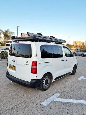 מודעת רכב סיטרואן ג'אמפי