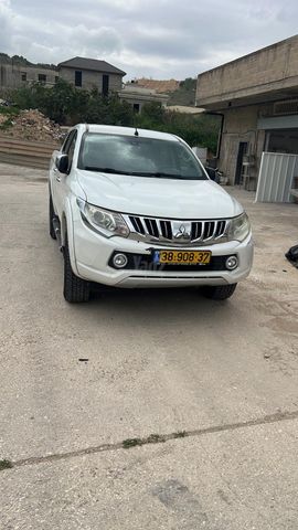 מודעת רכב מיצובישי טרייטון / L200