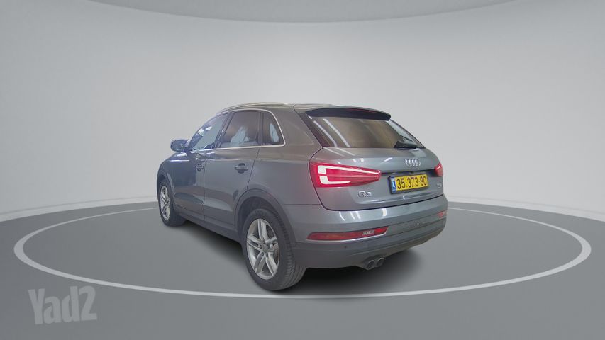 אאודי Q3