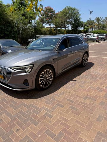 אאודי E-tron