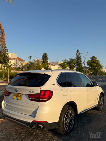 ב מ וו X5