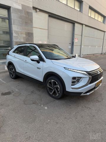 מודעת רכב מיצובישי אקליפס קרוס