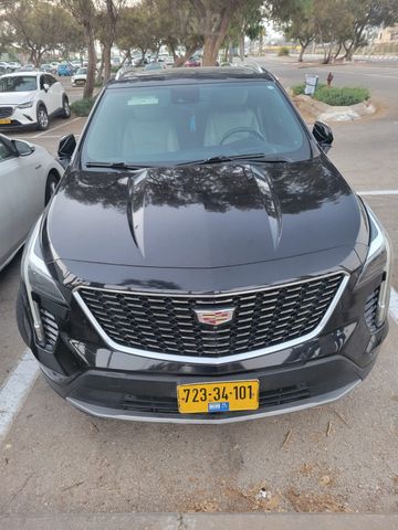מודעת רכב קאדילק XT4