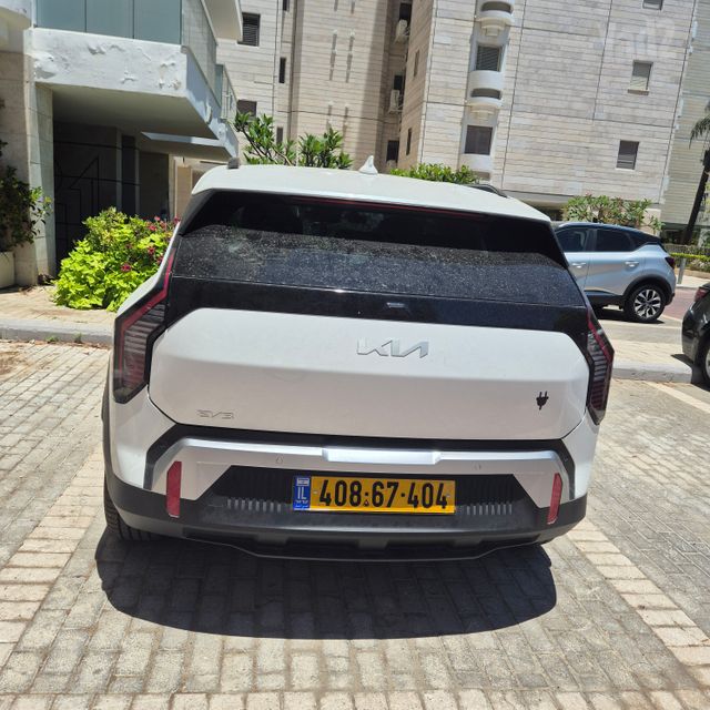 קיה EV3