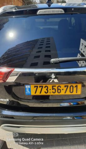 מיצובישי אאוטלנדר