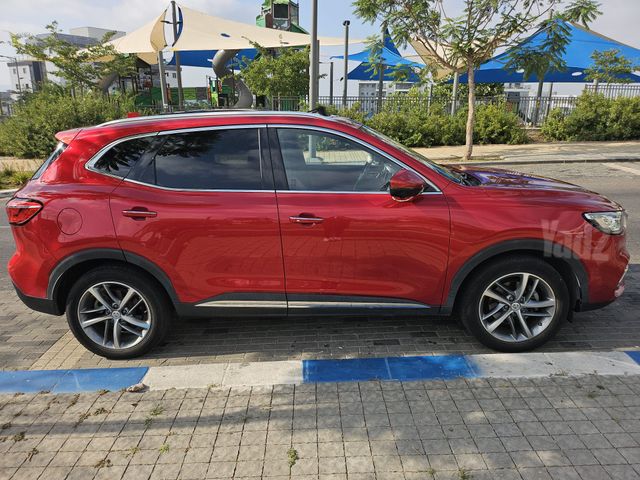 אם ג'י EHS PHEV