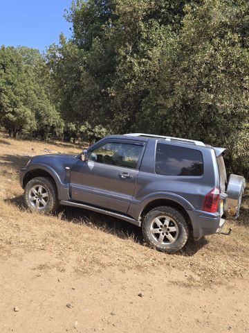 מיצובישי פג'רו