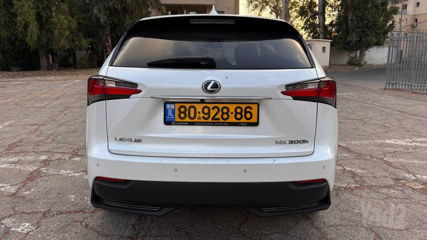 לקסוס NX