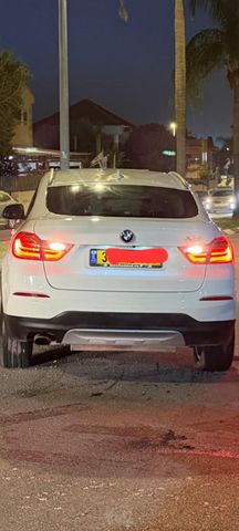 ב מ וו X4