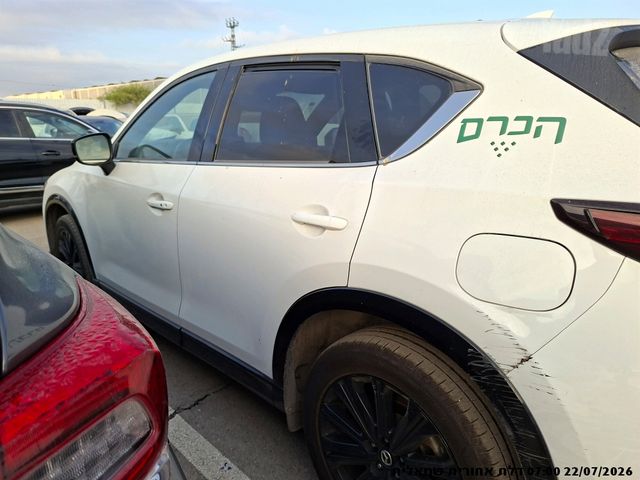 מודעת רכב מאזדה CX-5