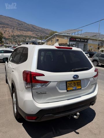 סובארו פורסטר