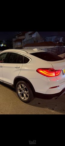 ב מ וו X4