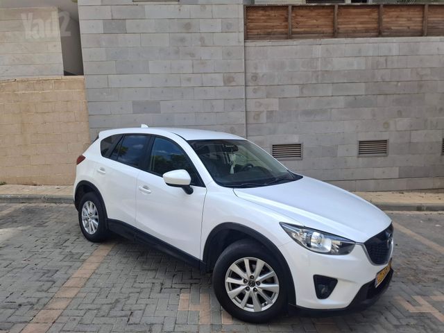 מודעת רכב מאזדה CX-5