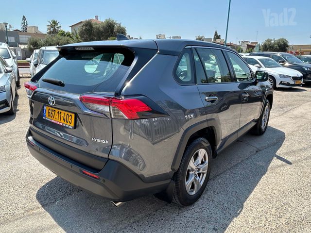 טויוטה RAV4