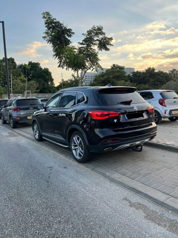 מודעת רכב אם ג'י EHS PHEV