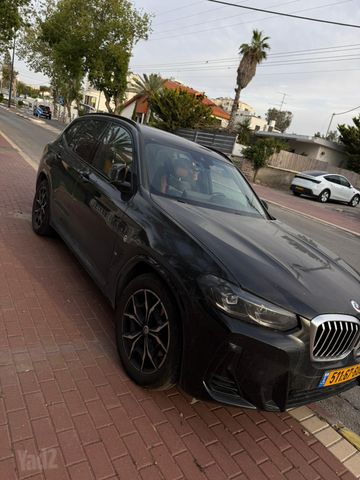 ב מ וו X3
