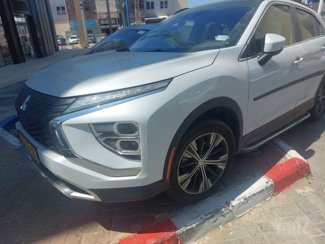מיצובישי אקליפס קרוס