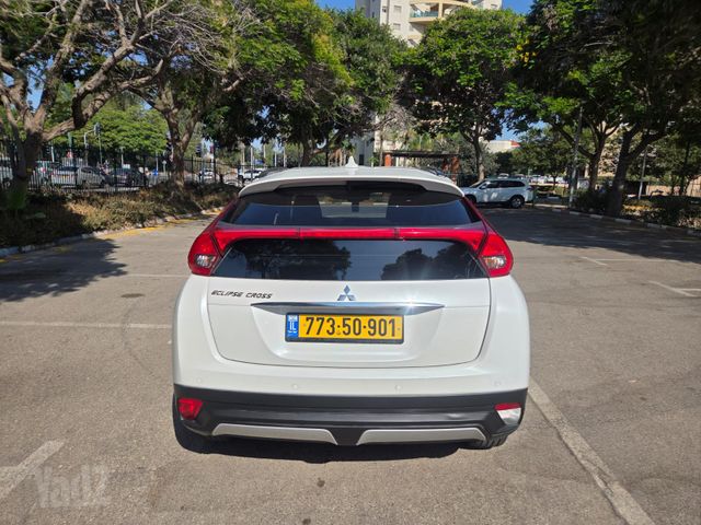 מיצובישי אקליפס קרוס