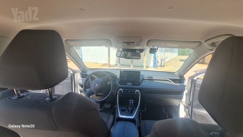 מודעת רכב טויוטה RAV4