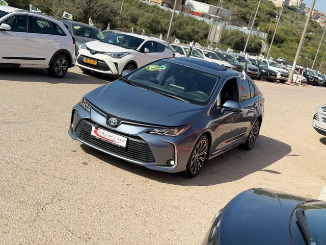 מודעת רכב טויוטה קורולה