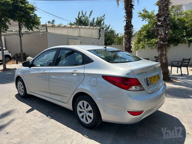 יונדאי אקסנט i25