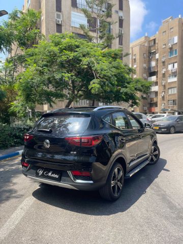 אם ג'י ZS