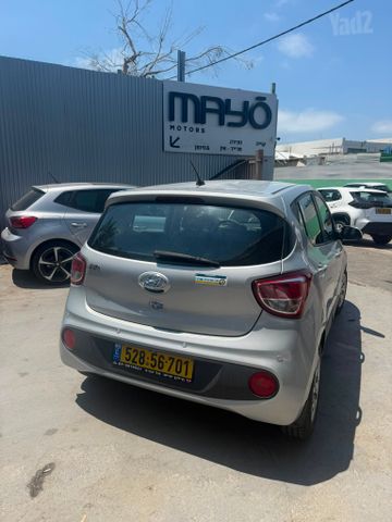 יונדאי i10