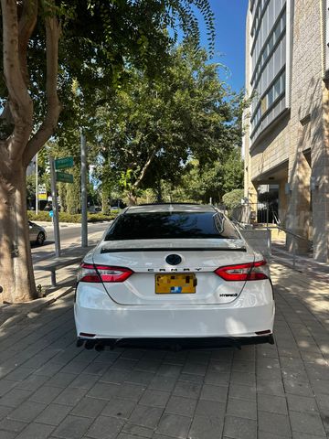טויוטה קאמרי