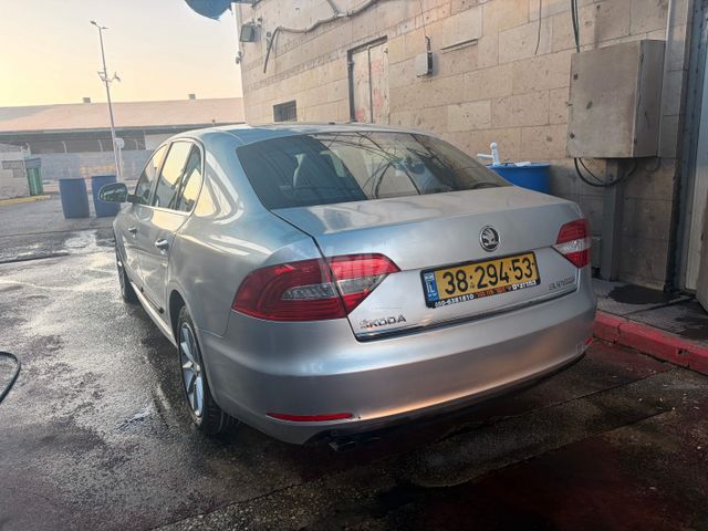 מודעת רכב סקודה סופרב