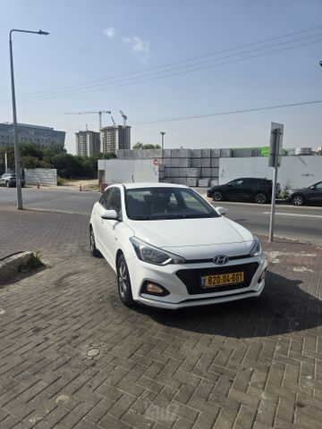 יונדאי i20