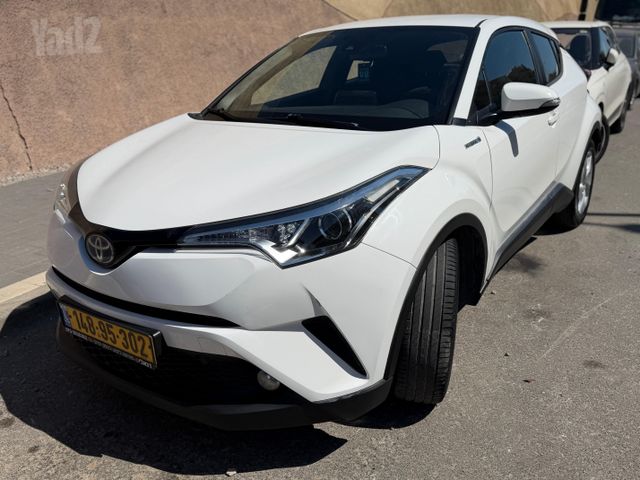 טויוטה C-HR