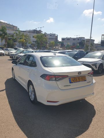 מודעת רכב טויוטה קורולה 2
