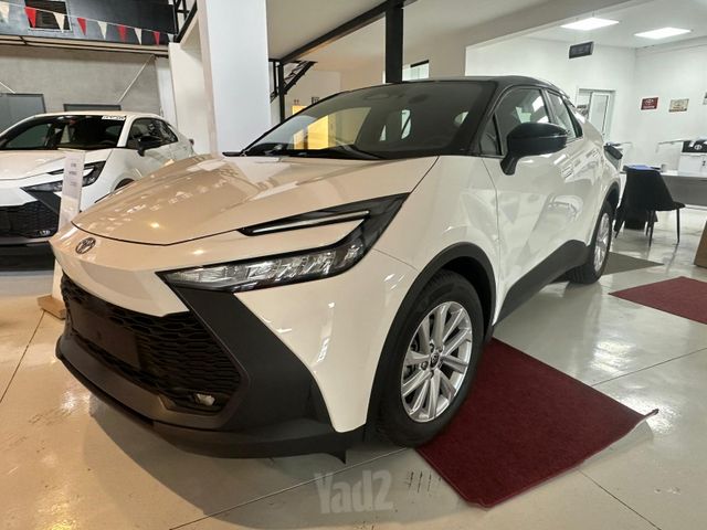 מודעת רכב טויוטה C-HR
