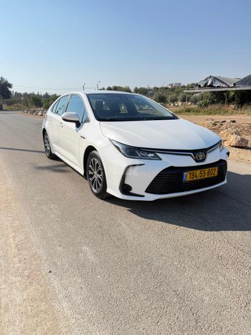 טויוטה קורולה