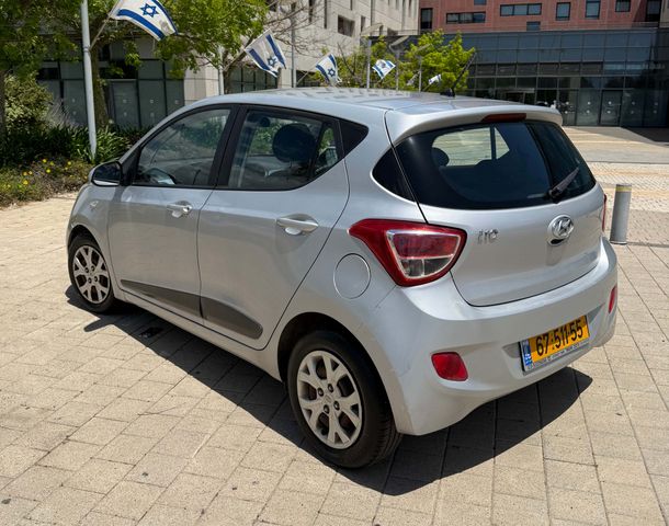 יונדאי i10
