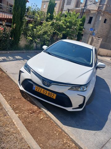מודעת רכב טויוטה קורולה