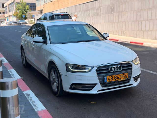 אאודי A4